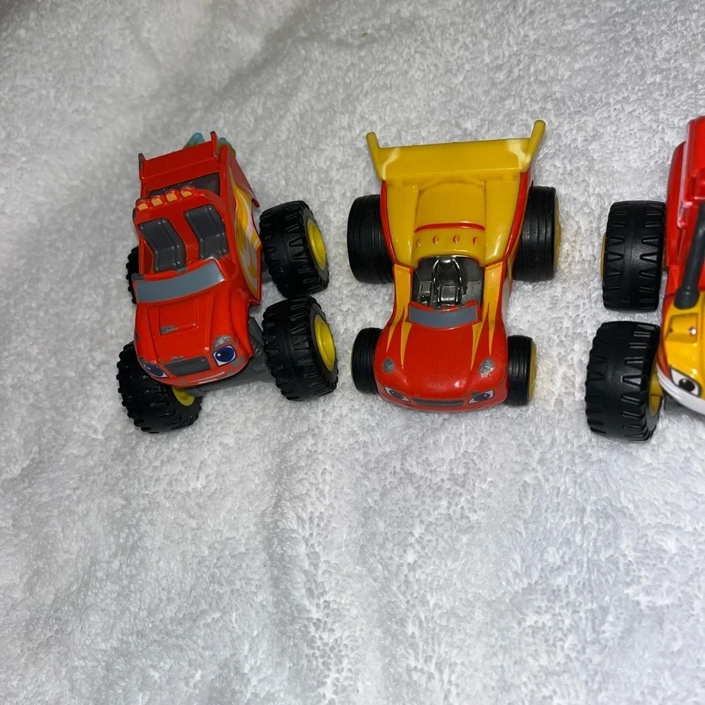 Blaze And Monster Machines 2014 Diecast Lot Of Blaze toy trucks, cars and AJ
